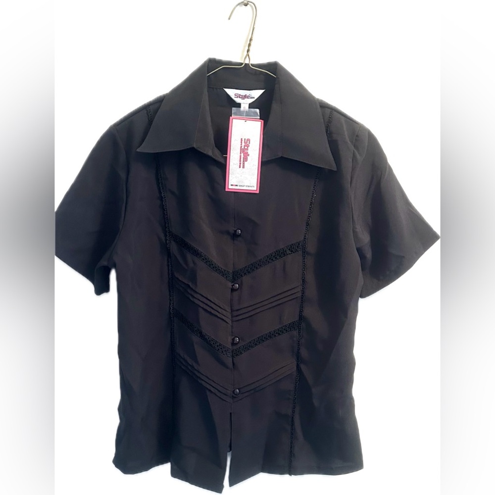 ♥️NWT Style Elegant Black Short Sleeve Shirt